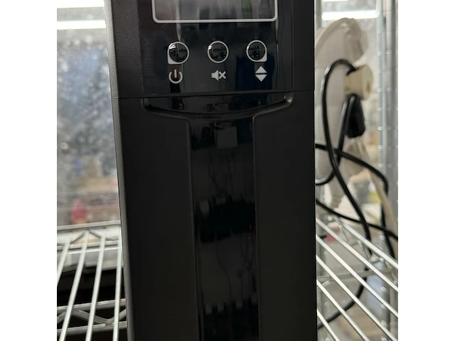 Uninterruptible power supply - afbeelding 2 van  3