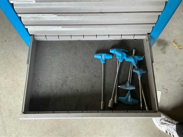 Unior eurostyle 6 sl0650/a7572b gereedschapswagen - afbeelding 8 van  10