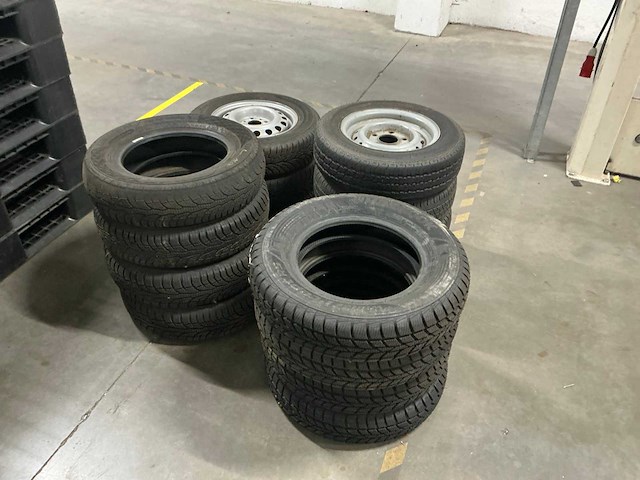 Uniroyal en hankook diverse autobanden (15x) - afbeelding 1 van  2