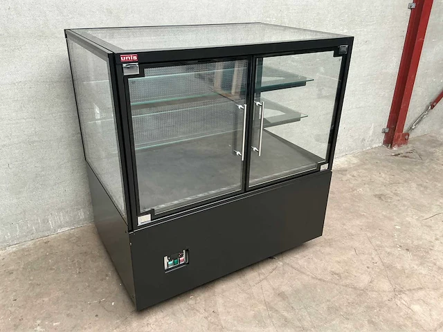 Unis - sonata - koelvitrine patisserie - afbeelding 2 van  9