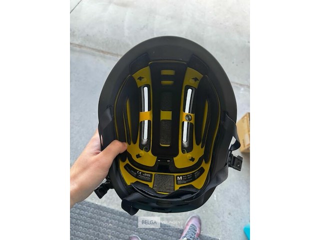 Unit 1 fietshelm m - afbeelding 2 van  2