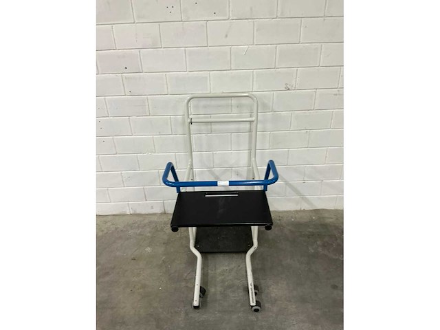 United care - bea 2 - verrijdbare opstahulp - afbeelding 4 van  4