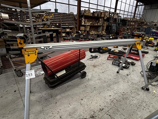 Universeel onderstel dewalt de7023 - afbeelding 1 van  3