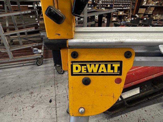 Universeel onderstel dewalt de7023 - afbeelding 2 van  3