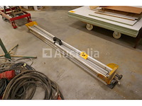 Universeel onderstel dewalt - afbeelding 3 van  3