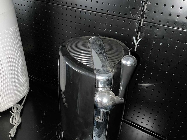 Universele biertapinstallatie electrisch nieuw - afbeelding 2 van  3