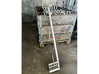 Universele klemmen voor leuningen (4x) - afbeelding 2 van  5