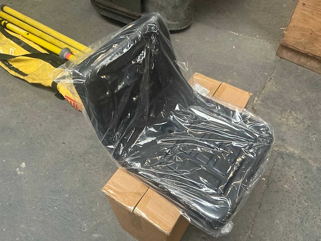 Universele stoel voor heftruck - afbeelding 2 van  6