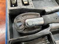 Uponor klauke mini 2 accu persmachine met persbek - afbeelding 7 van  10