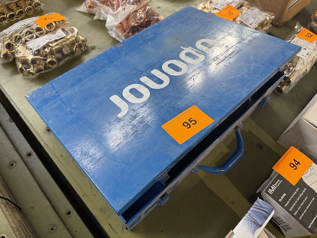 Uponor koffer met 4 persbekken - afbeelding 1 van  12