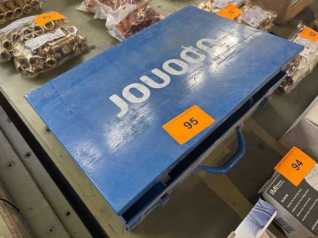 Uponor koffer met 4 persbekken - afbeelding 5 van  12