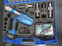 Uponor up 110 accu-persmachine 32 kn met makita accu en lader
