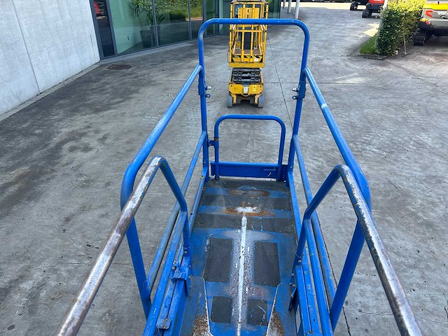 Upright - 2002 - mx-19 - hoogwerker - afbeelding 3 van  18