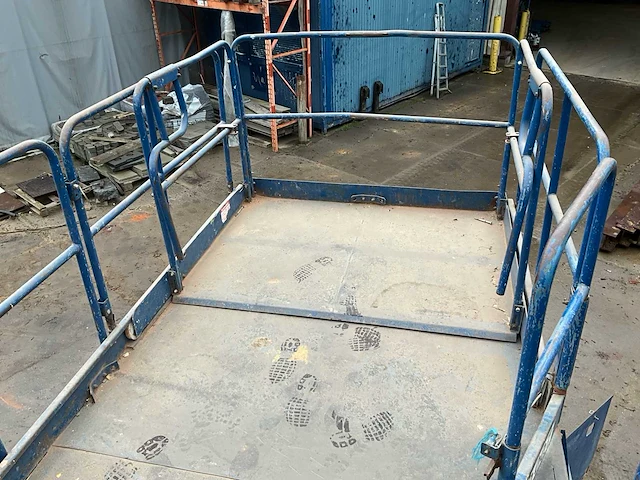 Upright inc. lx 41 schaarlift - afbeelding 23 van  33