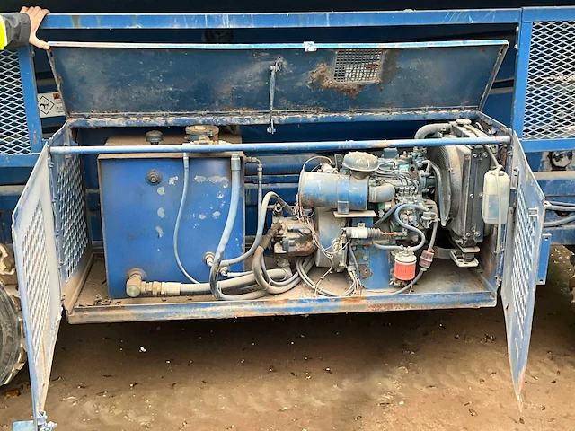 Upright inc. lx 41 schaarlift - afbeelding 13 van  33
