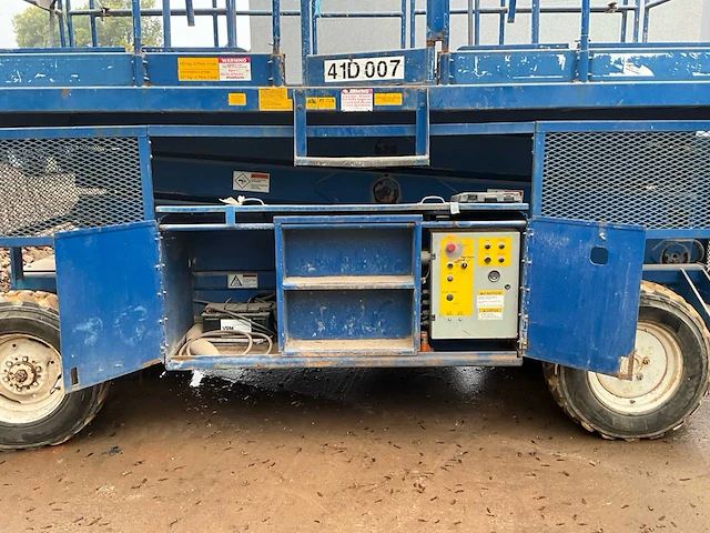 Upright inc. lx 41 schaarlift - afbeelding 28 van  33