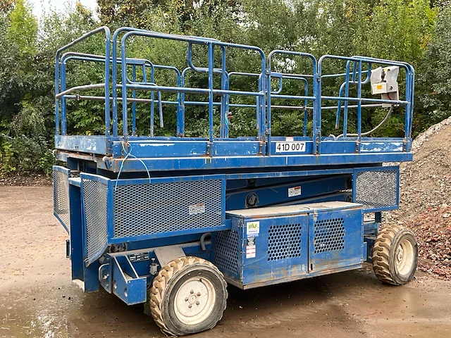 Upright inc. lx 41 schaarlift - afbeelding 12 van  33