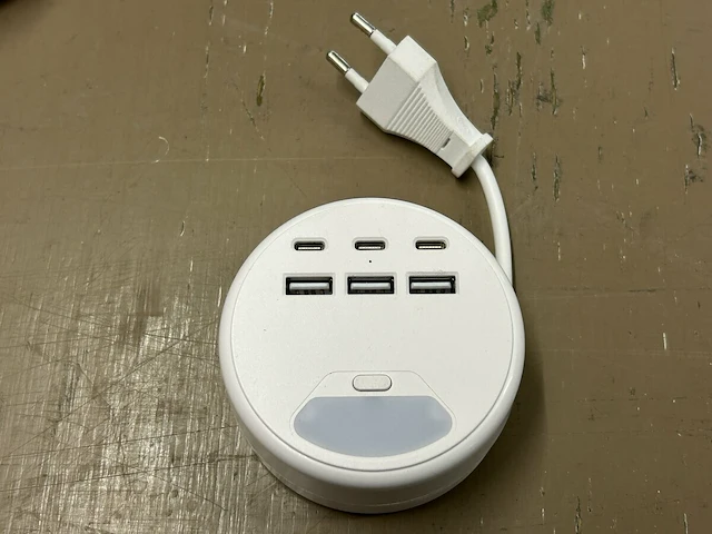 Usb oplader - afbeelding 1 van  5