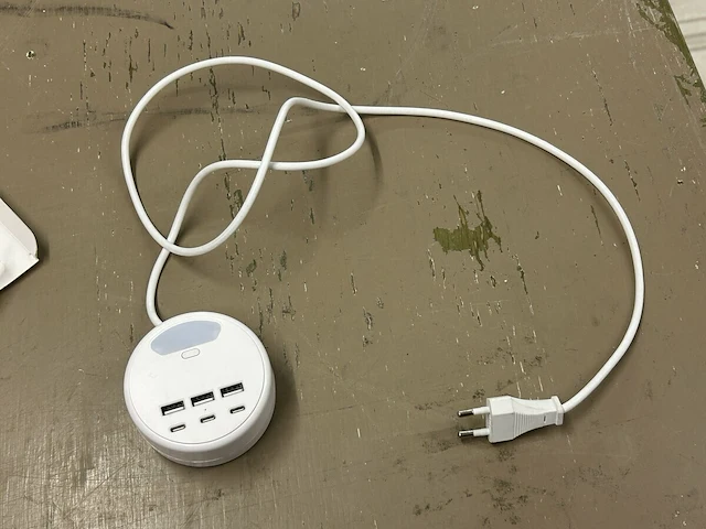 Usb oplader - afbeelding 2 van  5