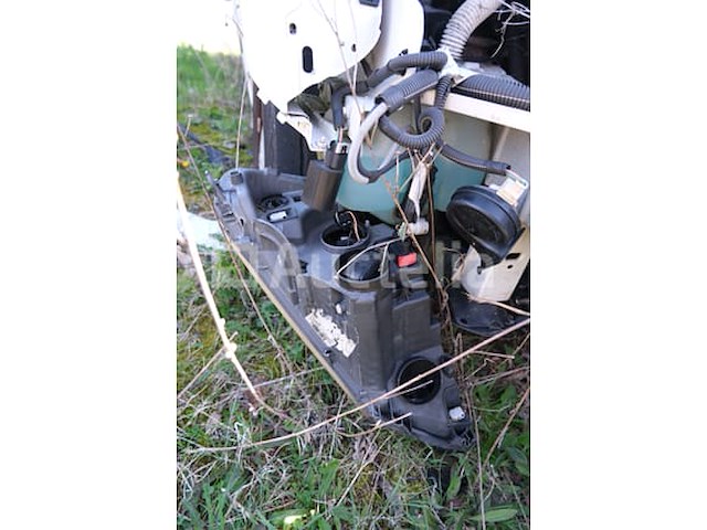 Utility bus (ongeluk) peugeot expert (2010-107,194 km-vin:vf3xs9hucaz019333) - afbeelding 2 van  43
