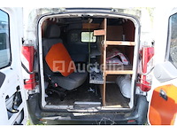 Utility bus (ongeluk) peugeot expert (2010-107,194 km-vin:vf3xs9hucaz019333) - afbeelding 27 van  43