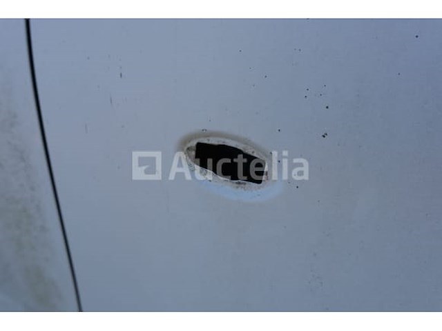 Utility bus (ongeluk) peugeot expert (2010-107,194 km-vin:vf3xs9hucaz019333) - afbeelding 29 van  43