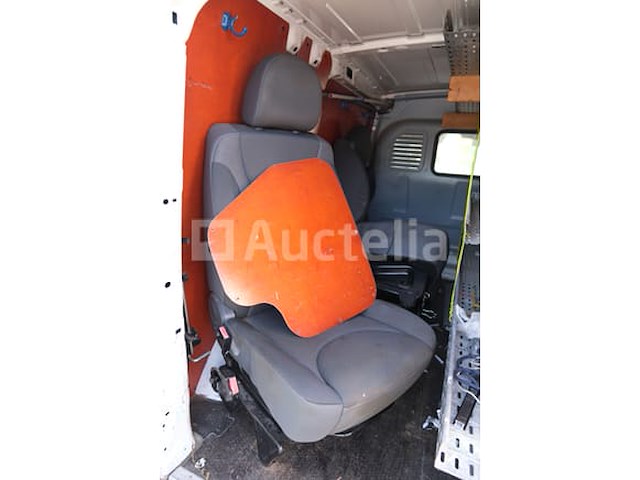 Utility bus (ongeluk) peugeot expert (2010-107,194 km-vin:vf3xs9hucaz019333) - afbeelding 31 van  43