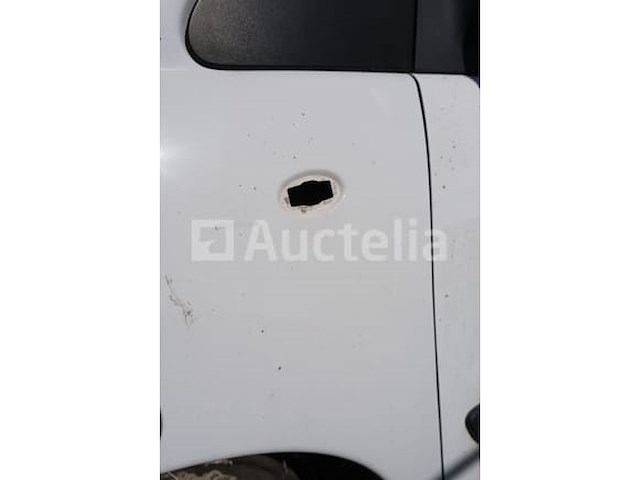 Utility bus (ongeluk) peugeot expert (2010-107,194 km-vin:vf3xs9hucaz019333) - afbeelding 23 van  43