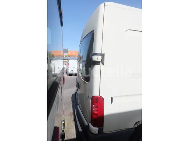 Utility bus (voor onderdelen) renault master (2000-304,795 km-vin:vf1fdbch523744112) - afbeelding 31 van  57