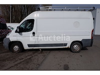 Utility van peugeot boxer (2010-158,103 km)