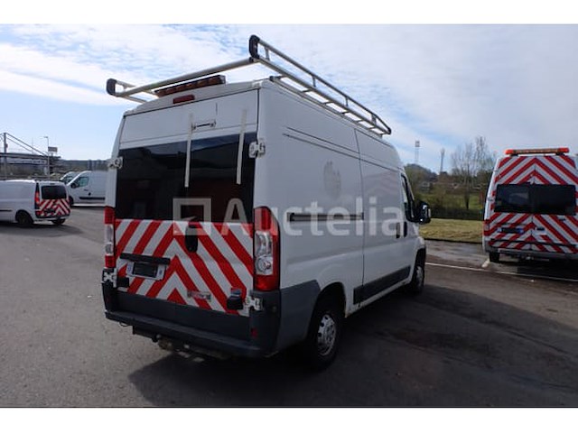 Utility van peugeot boxer (2010-158,103 km) - afbeelding 36 van  43