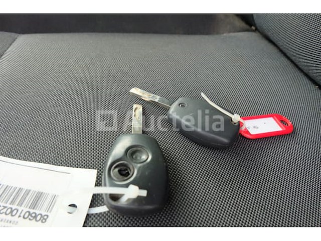 Utility wagen renault master 1,9 dci (2013-137,970 km) - afbeelding 35 van  40