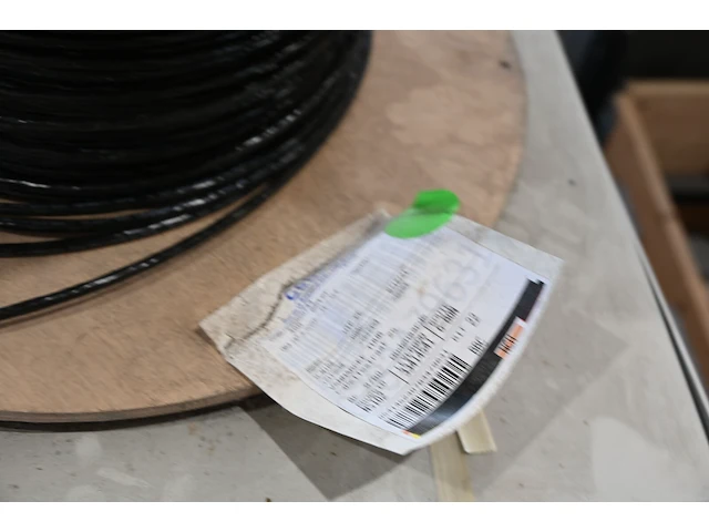Utp kabel op rol - afbeelding 2 van  2
