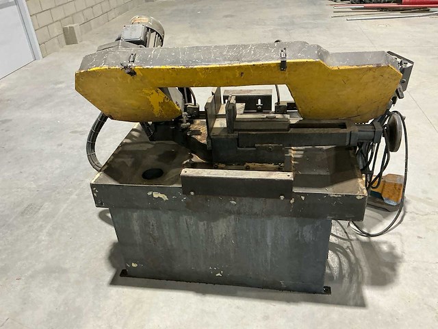 Uvema hu230dgh metalen horizontale bandzaagmachine - afbeelding 10 van  15