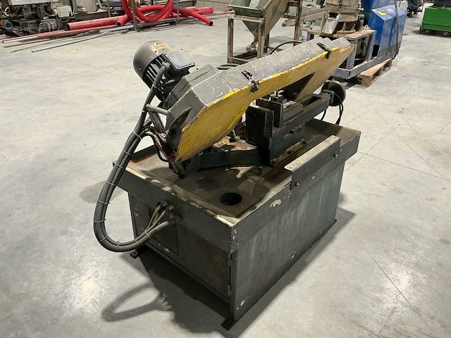Uvema hu230dgh metalen horizontale bandzaagmachine - afbeelding 11 van  15