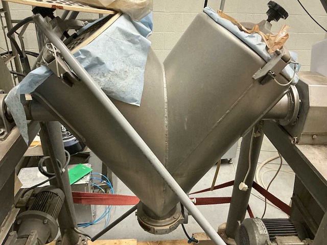 V menger overige procesapparatuur en machines - afbeelding 9 van  15