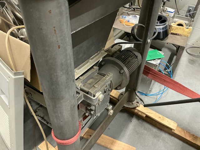 V menger overige procesapparatuur en machines - afbeelding 7 van  15