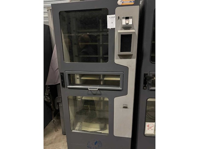 V90 - verkoopautomaat - afbeelding 3 van  3