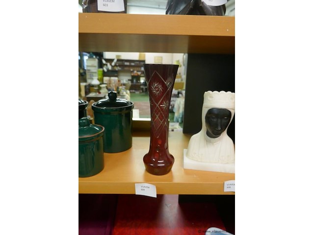 Vaas in gekleurd glas - afbeelding 1 van  1
