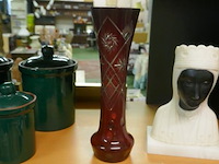 Vaas in gekleurd glas - afbeelding 1 van  1