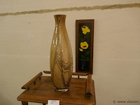 Vaas in glas - afbeelding 1 van  2