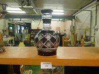 Vaas in glas - afbeelding 1 van  1
