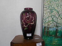 Vaas in glas - afbeelding 1 van  1