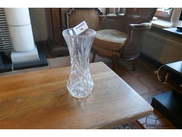 Vaas in glas - afbeelding 1 van  1
