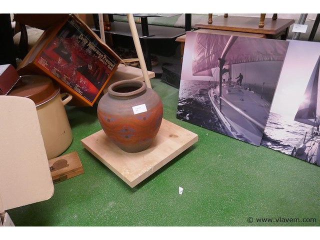 Vaas in terracotta - afbeelding 1 van  1