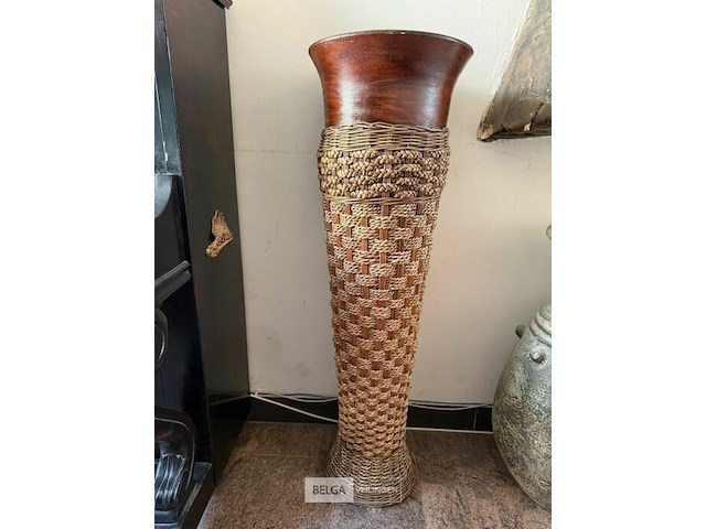 Vaas keramiek met rotan - afbeelding 2 van  3