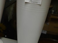 Vaas met decoratie - afbeelding 3 van  4