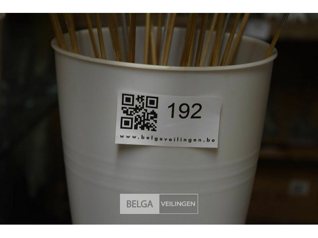 Vaas met decoratie - afbeelding 4 van  4