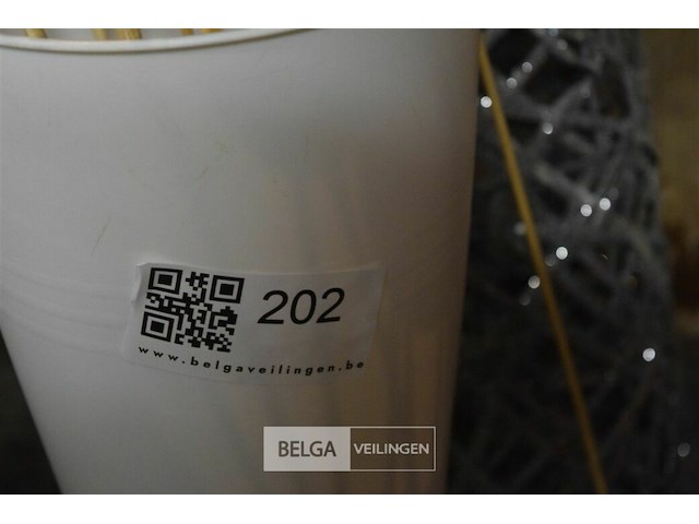 Vaas met decoratie - afbeelding 4 van  4