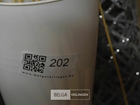 Vaas met decoratie - afbeelding 4 van  4